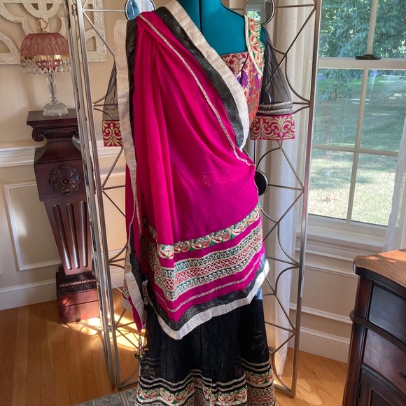 Indian Designer Black and Pink Chaniya Choli Navratri Garba Dress - Picture 7 of 15